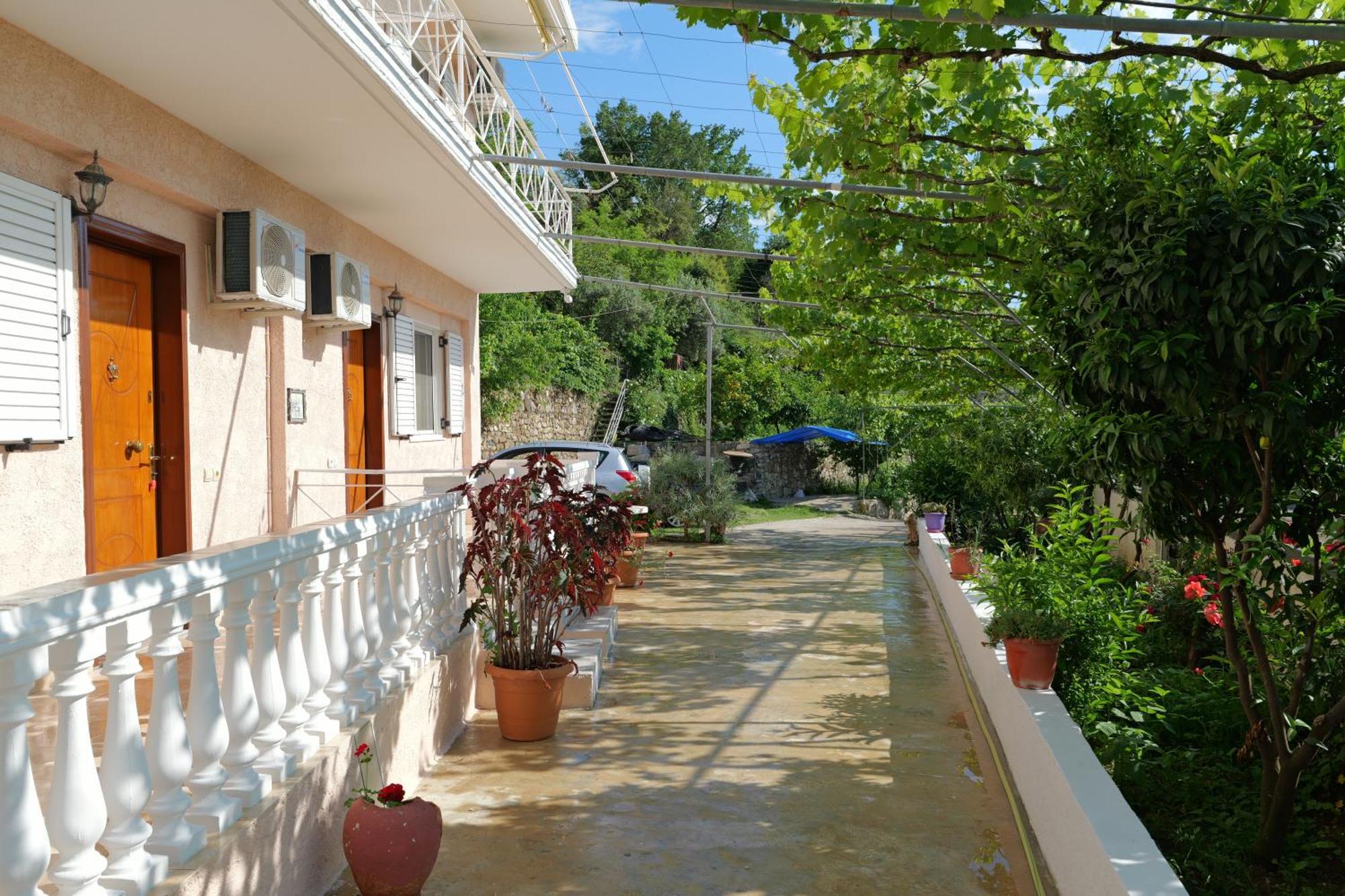Kwatera prywatna Arthur's 4apartments Borsh