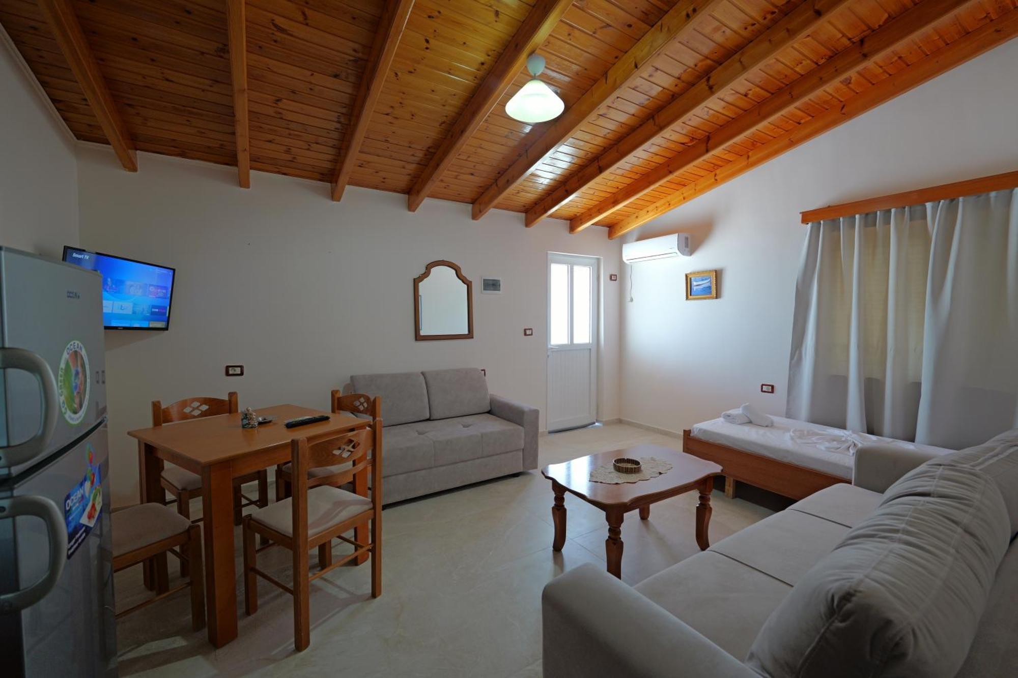 Homestay Arthur's 4apartments Borsh