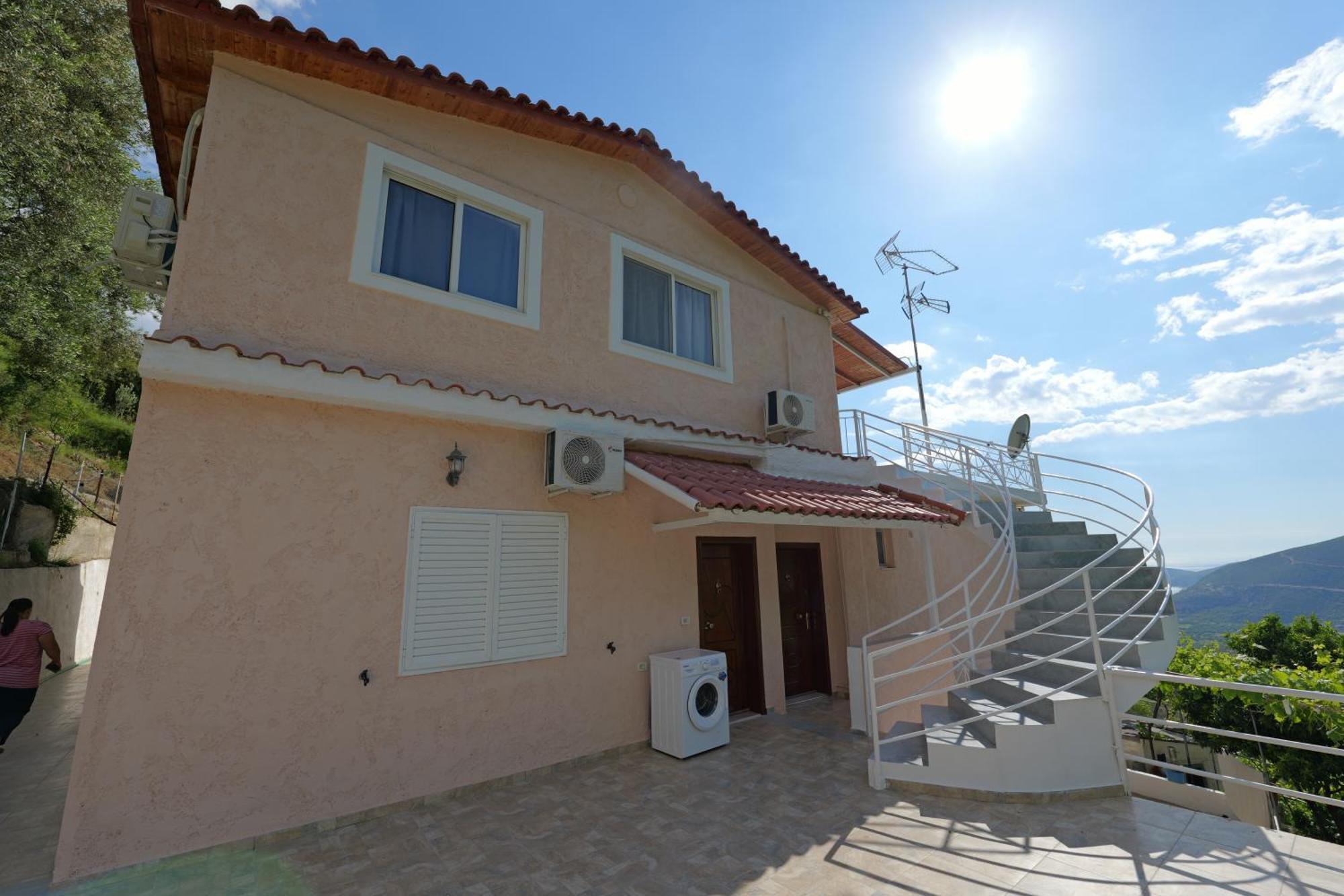 Homestay Arthur's 4apartments *